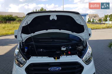 Вантажопасажирський фургон Ford Transit Custom 2020 в 