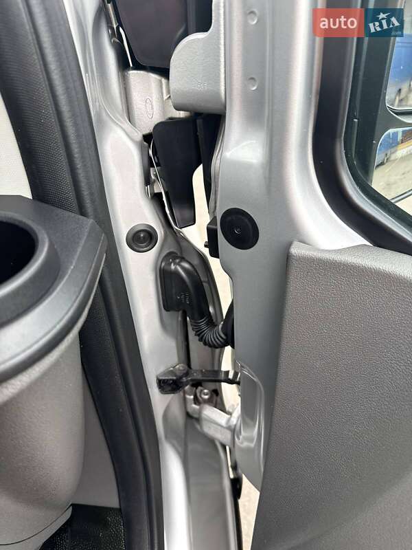 Вантажний фургон Ford Transit Custom 2020 в Луцьку