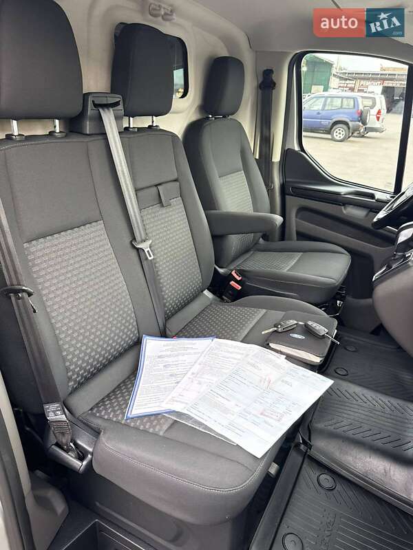 Вантажний фургон Ford Transit Custom 2020 в Луцьку