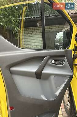 Вантажний фургон Ford Transit Custom 2017 в 