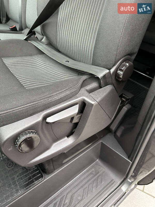 Универсал Ford Transit Custom 2017 в Вараше фото 43 Универсал Ford Transit Custom 2017 в Вараше