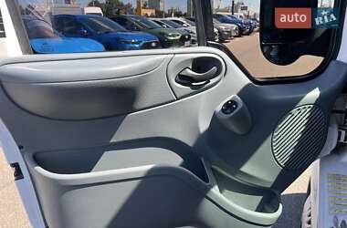 Мінівен Ford Transit Custom 2013 в 