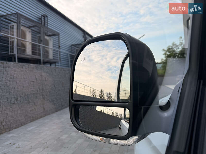 Вантажний фургон Ford Transit Custom 2024 в Луцьку фото 15 Вантажний фургон Ford Transit Custom 2024 в Луцьку