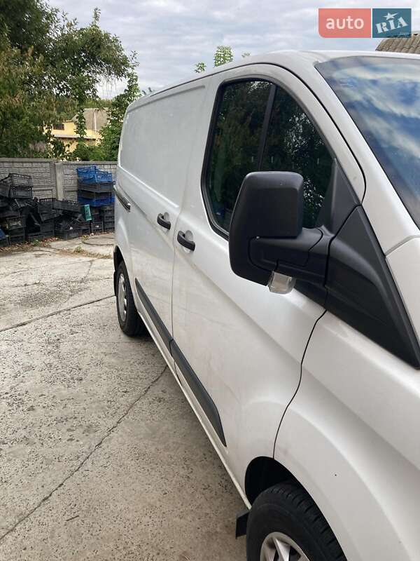 Грузовой фургон Ford Transit Custom 2015 в Украинке