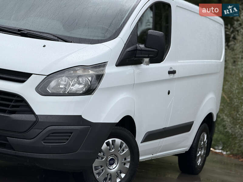Вантажний фургон Ford Transit Custom 2015 в Дрогобичі