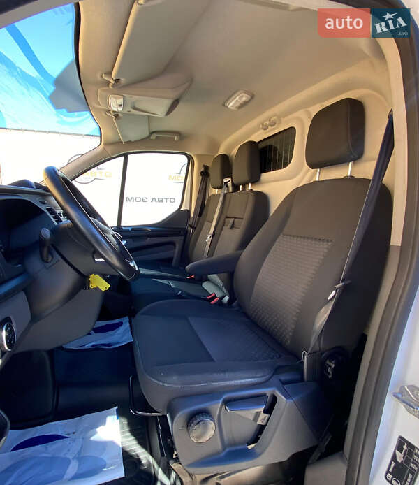 Вантажний фургон Ford Transit Custom 2021 в Рівному