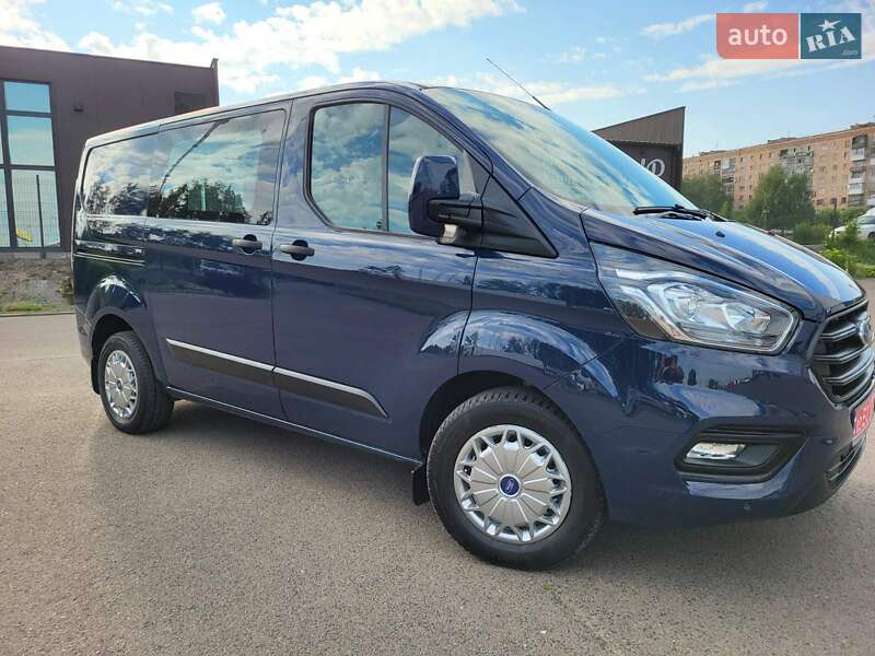 Вантажний фургон Ford Transit Custom 2018 в Ковелі