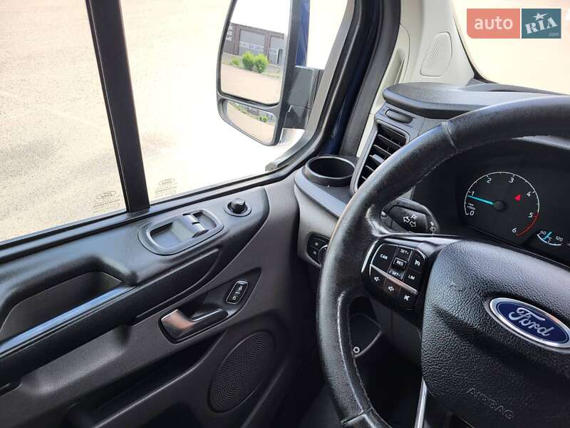 Вантажний фургон Ford Transit Custom 2018 в Ковелі