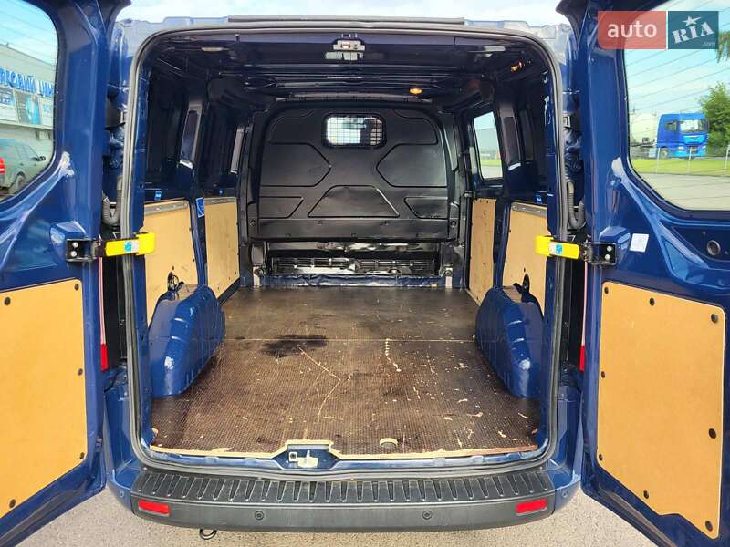 Вантажний фургон Ford Transit Custom 2018 в Ковелі