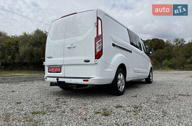 Минивэн Ford Transit Custom 2016 в 
