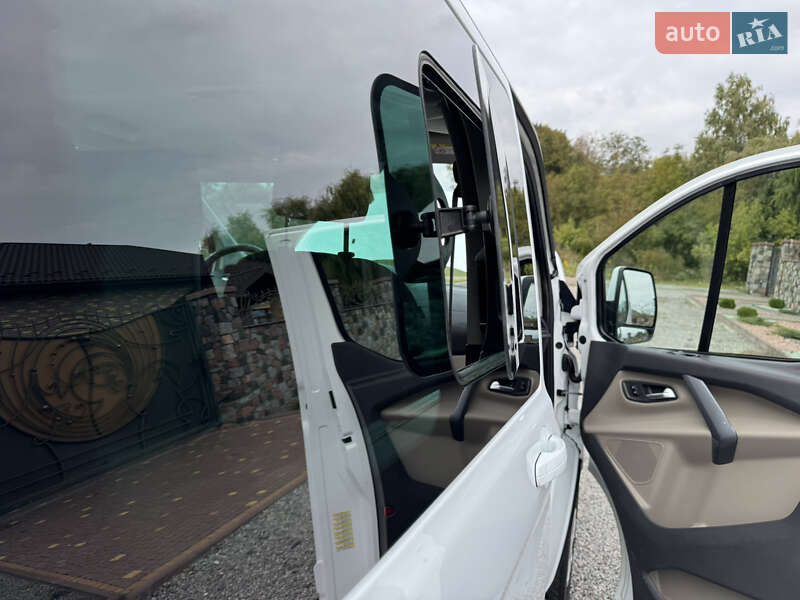 Мінівен Ford Transit Custom 2016 в Бердичеві