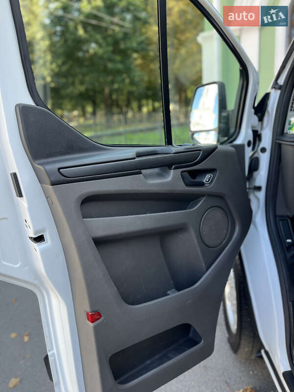 Вантажний фургон Ford Transit Custom 2020 в Житомирі