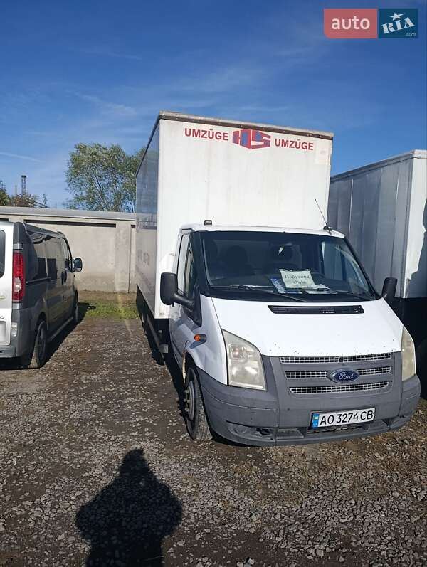 Вантажний фургон Ford Transit Custom 2012 в Мукачевому
