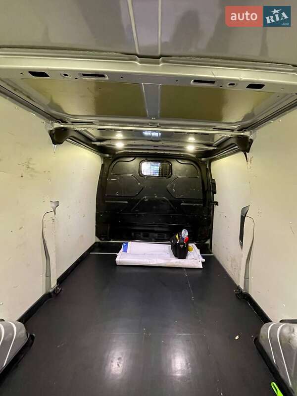 Грузовой фургон Ford Transit Custom 2017 в Тернополе фото 25 Грузовой фургон Ford Transit Custom 2017 в Тернополе