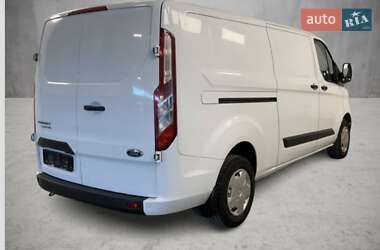 Грузовой фургон Ford Transit Custom 2023 в  фото 6 Грузовой фургон Ford Transit Custom 2023 в