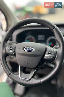 Вантажний фургон Ford Transit Custom 2020 в 