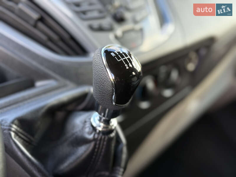 Мінівен Ford Transit Custom 2014 в Дубні