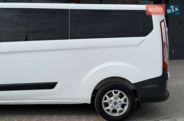Минивэн Ford Transit Custom 2012 в 