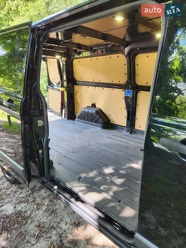 Грузовой фургон Ford Transit Custom 2016 в Киеве фото 14 Грузовой фургон Ford Transit Custom 2016 в Киеве