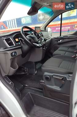 Грузовой фургон Ford Transit Custom 2018 в Киеве