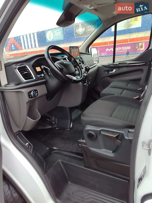 Грузовой фургон Ford Transit Custom 2018 в Киеве