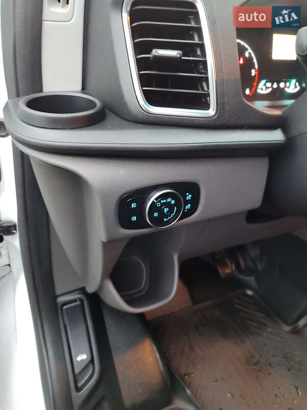 Грузовой фургон Ford Transit Custom 2018 в Киеве