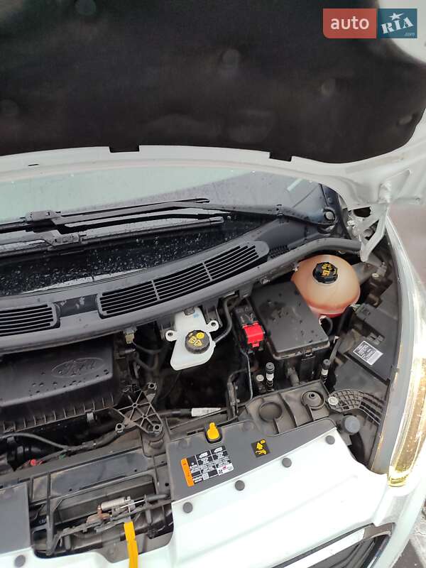 Грузовой фургон Ford Transit Custom 2018 в Киеве