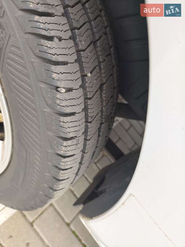 Минивэн Ford Transit Custom 2019 в Ромнах фото 22 Минивэн Ford Transit Custom 2019 в Ромнах