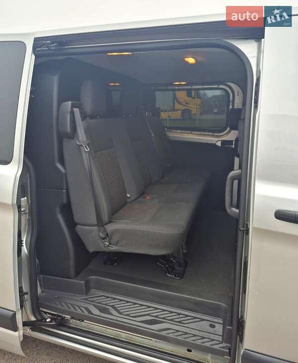 Вантажопасажирський фургон Ford Transit Custom 2016 в Ковелі