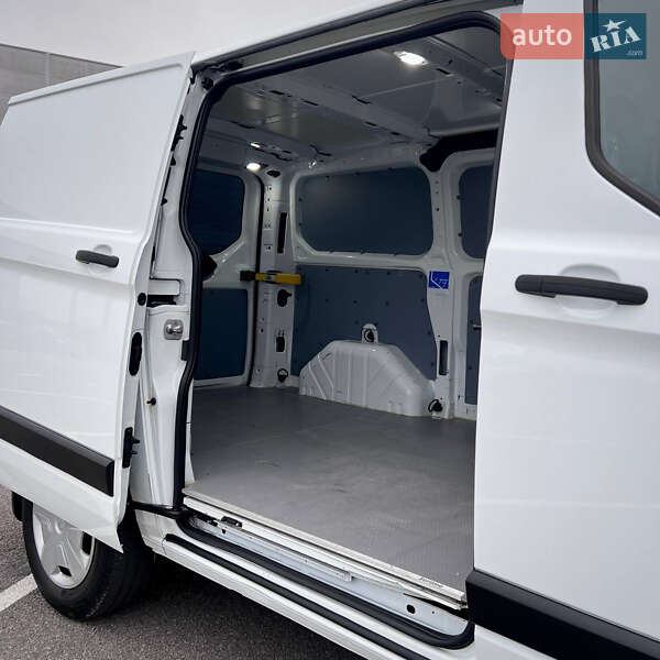 Грузовой фургон Ford Transit Custom 2019 в Киеве