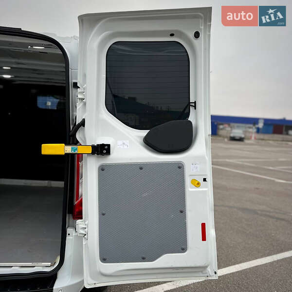 Грузовой фургон Ford Transit Custom 2019 в Киеве