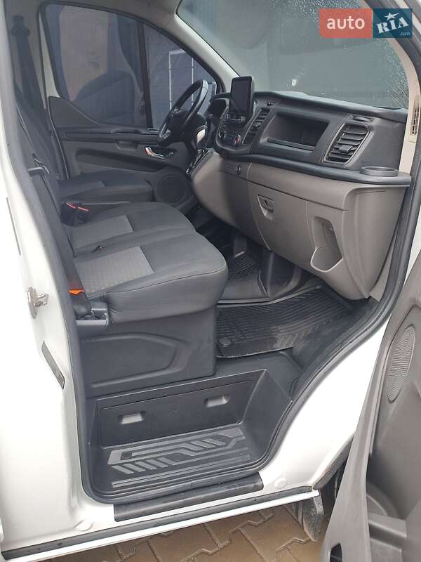 Вантажний фургон Ford Transit Custom 2019 в Млиніві фото 28 Вантажний фургон Ford Transit Custom 2019 в Млиніві