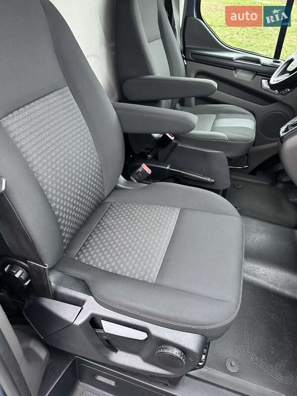 Вантажний фургон Ford Transit Custom 2022 в Києві