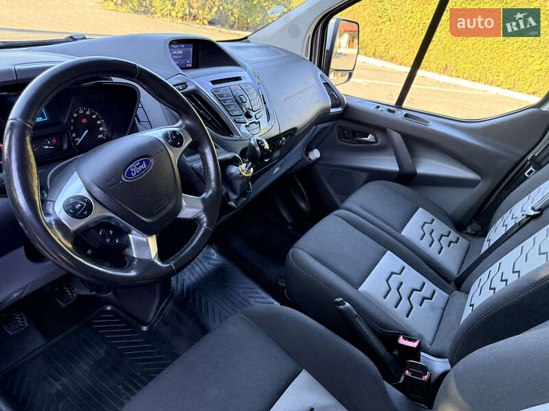 Грузовой фургон Ford Transit Custom 2017 в Львове