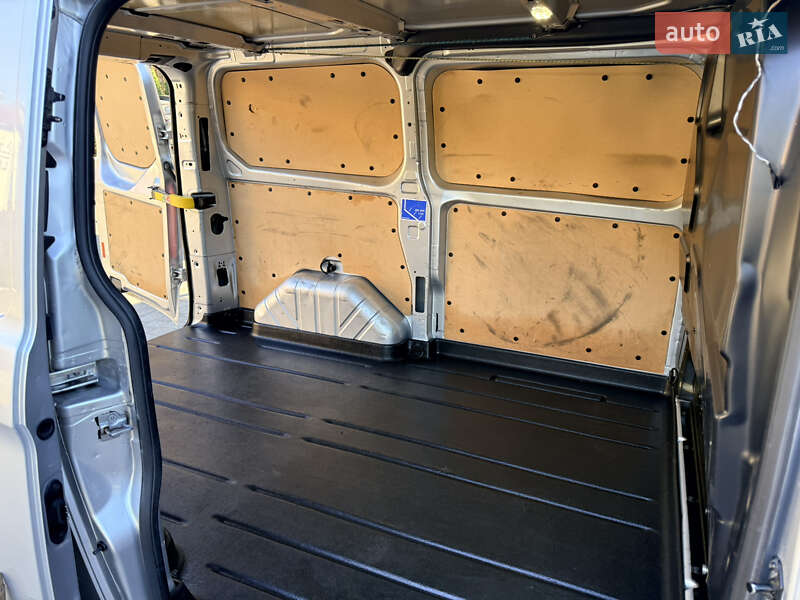 Грузовой фургон Ford Transit Custom 2017 в Львове