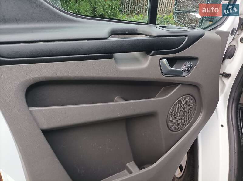 Вантажний фургон Ford Transit Custom 2021 в Красилові