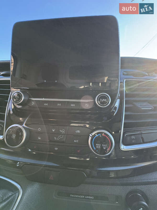 Вантажний фургон Ford Transit Custom 2020 в Києві