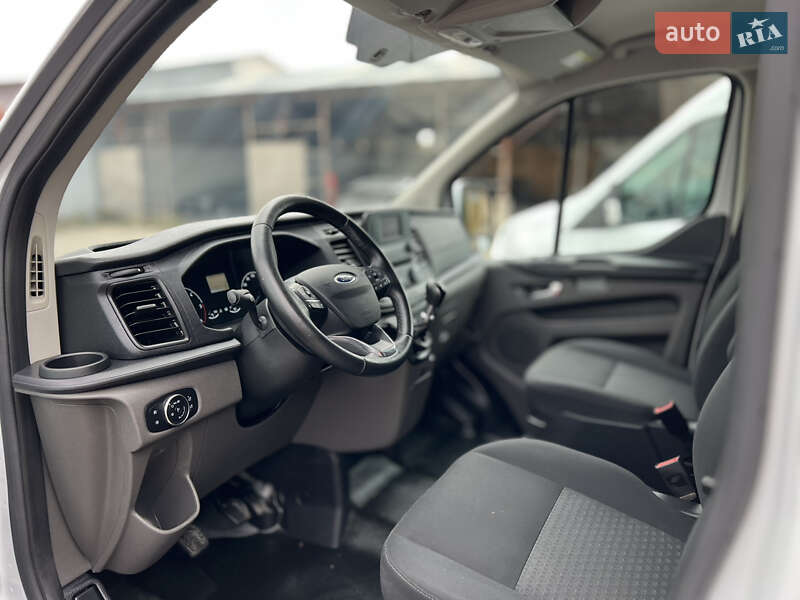 Вантажний фургон Ford Transit Custom 2020 в Вінниці