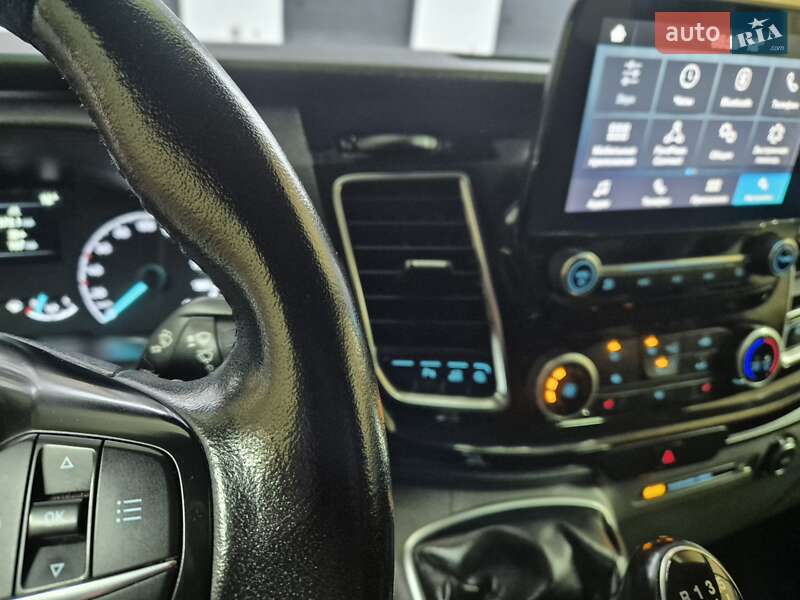 Минивэн Ford Transit Custom 2019 в Киеве фото 15 Минивэн Ford Transit Custom 2019 в Киеве