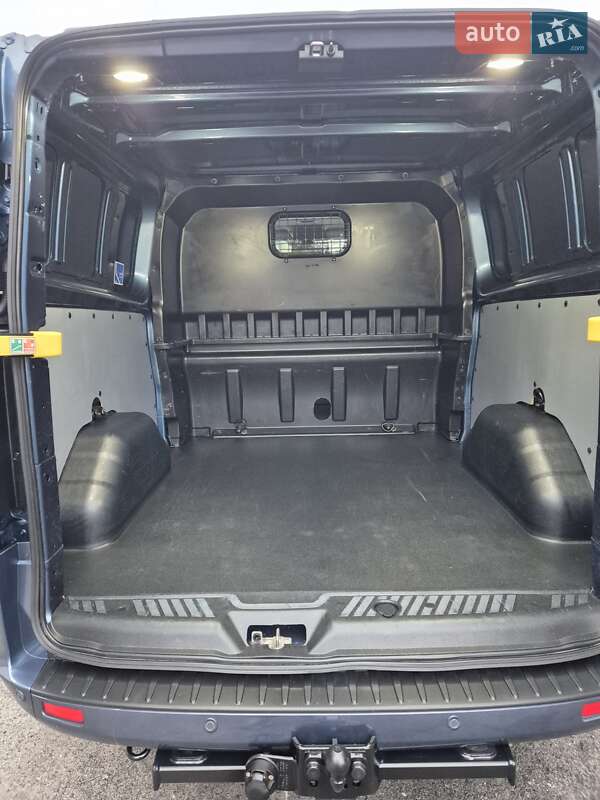 Минивэн Ford Transit Custom 2019 в Киеве фото 35 Минивэн Ford Transit Custom 2019 в Киеве