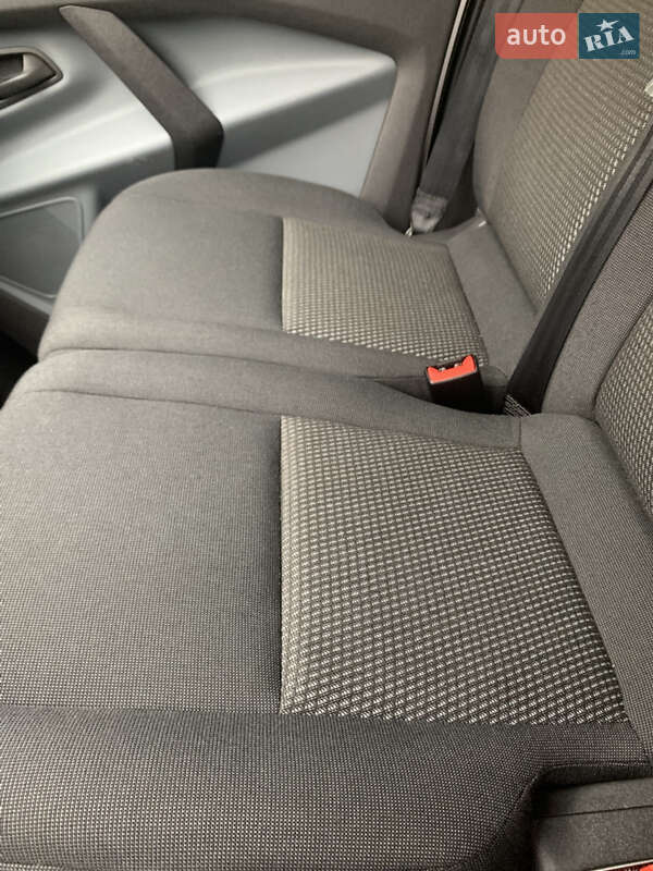 Грузовой фургон Ford Transit Custom 2015 в Львове фото 19 Грузовой фургон Ford Transit Custom 2015 в Львове