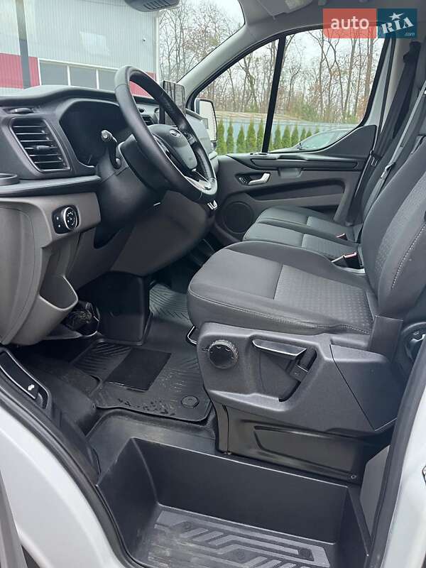 Вантажний фургон Ford Transit Custom 2020 в Луцьку