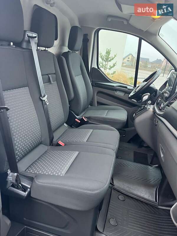 Вантажний фургон Ford Transit Custom 2020 в Луцьку