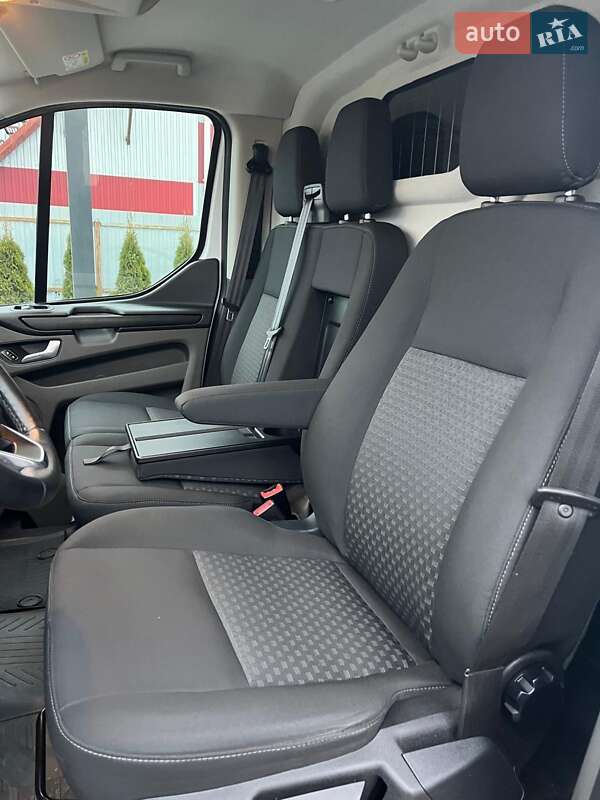 Вантажний фургон Ford Transit Custom 2020 в Луцьку