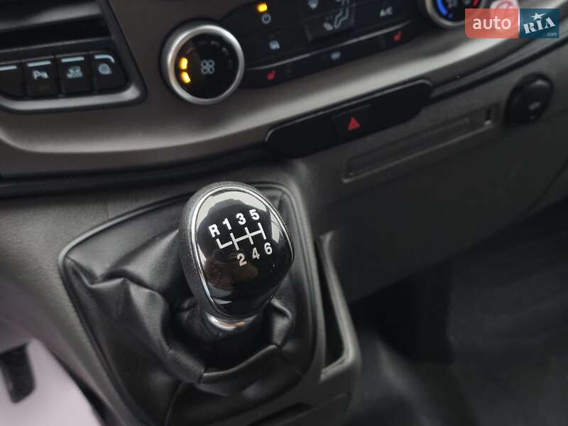 Грузовой фургон Ford Transit Custom 2022 в Тернополе