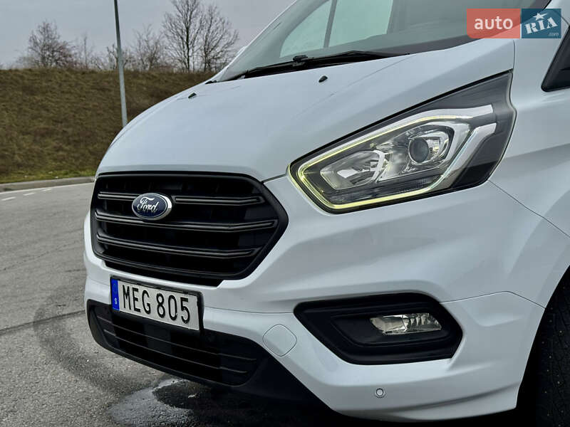 Вантажний фургон Ford Transit Custom 2018 в Полтаві