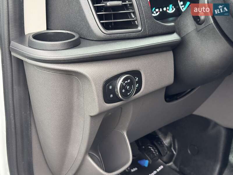 Мінівен Ford Transit Custom 2019 в Рівному