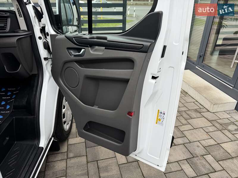 Мінівен Ford Transit Custom 2019 в Рівному