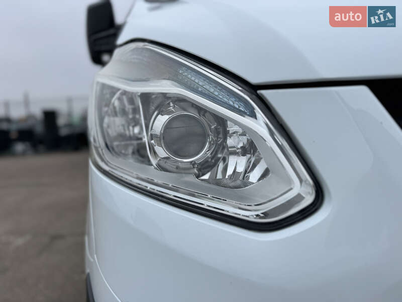 Минивэн Ford Transit Custom 2015 в Киеве фото 18 Минивэн Ford Transit Custom 2015 в Киеве