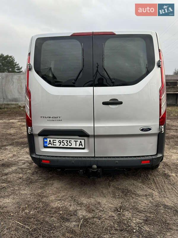 Вантажний фургон Ford Transit Custom 2015 в Царичанці
